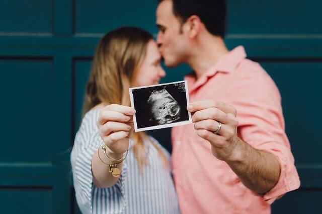 Badania prenatalne w III trymestrze ciąży – co warto o nich wiedzieć?
